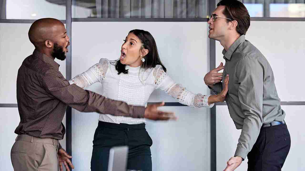 How to Handle a Passive-Aggressive Coworker Without Losing It