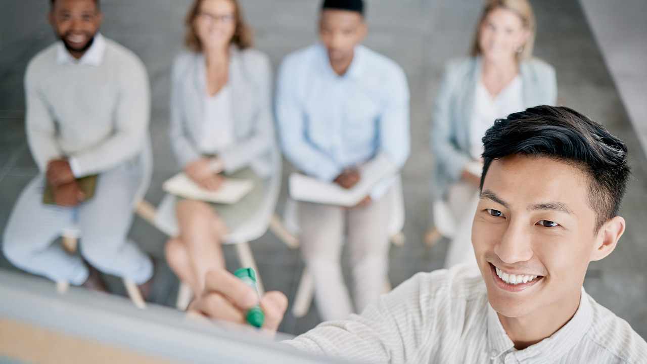 How to Lead a Team When You’re the Youngest Person in the Room