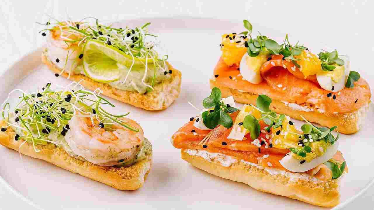 The Easiest Smoked Salmon Bites You’ll Ever Make