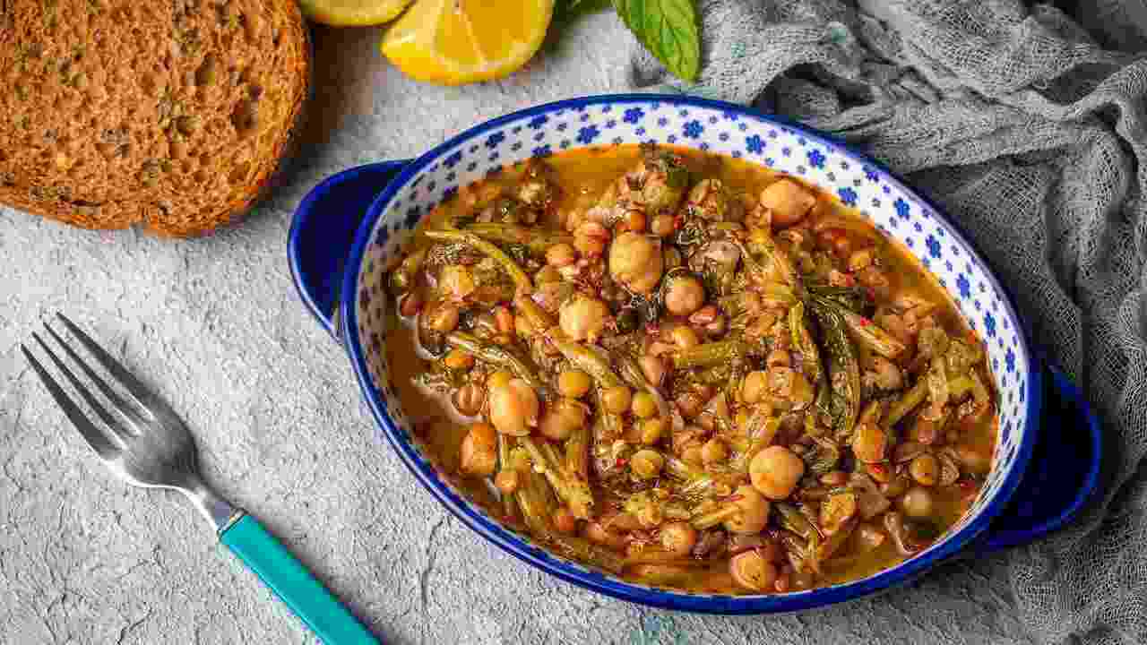 Quick Mediterranean Chickpea Stew That Wows