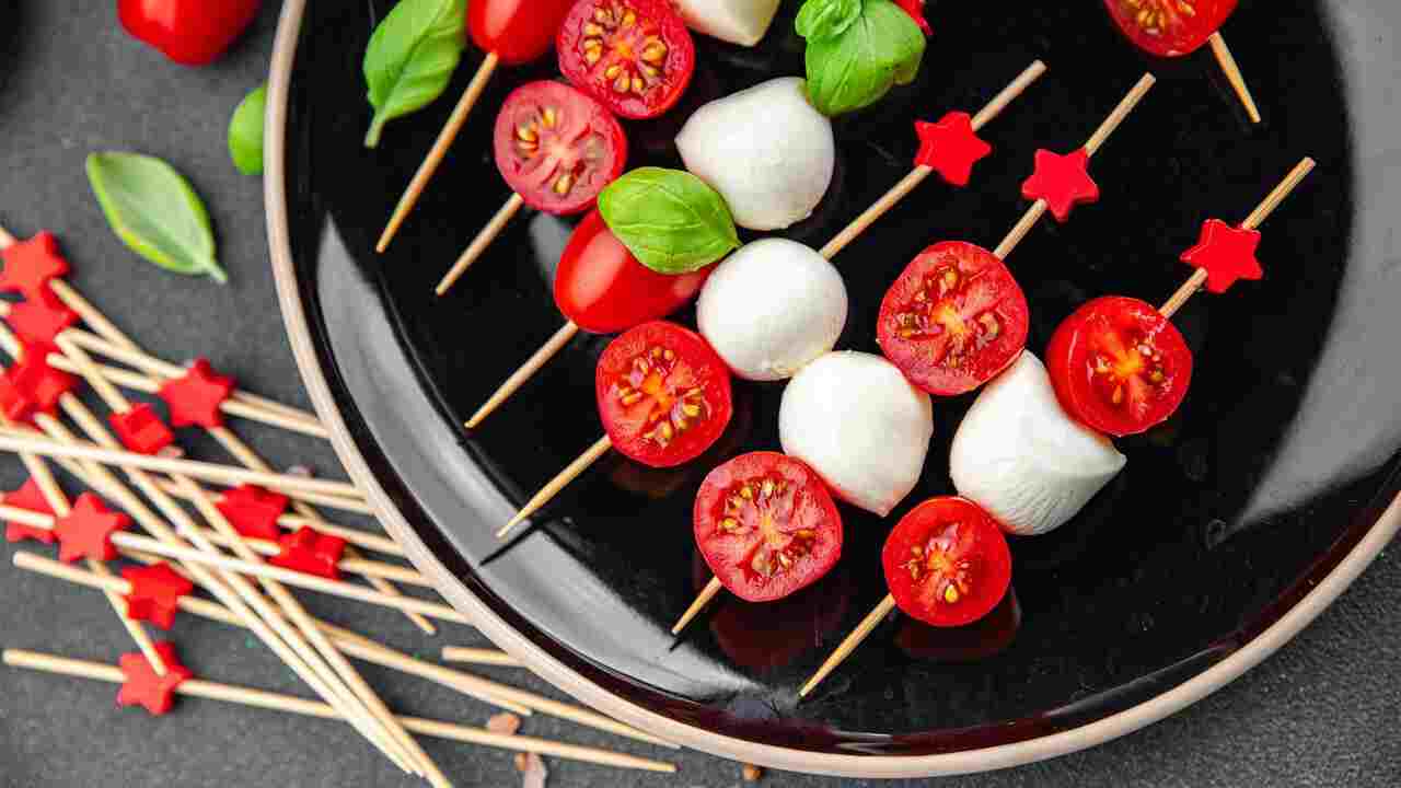 3-Ingredient Caprese Skewers for Lazy Entertaining