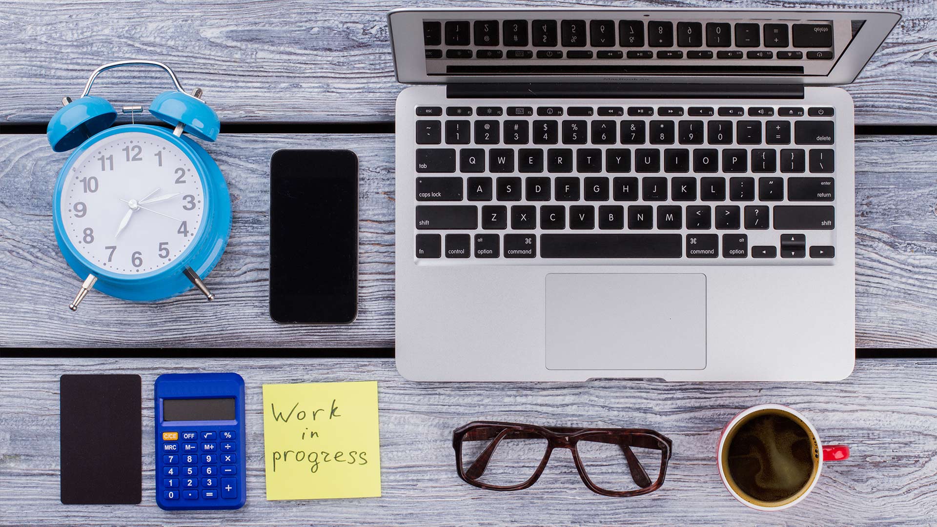 From Multitasking to Monotasking: A Mini Guide for Focus-Starved Professionals