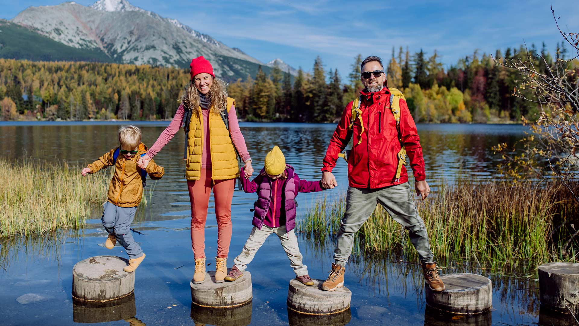 Family-Friendly Canada: Top Natural Attractions for All Ages