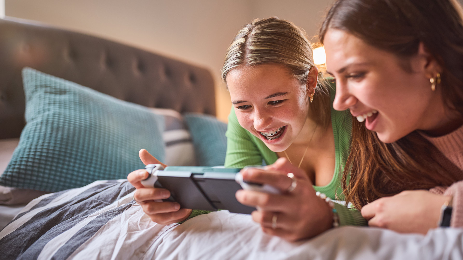 8 Idle Games That Grow While You’re Sleeping
