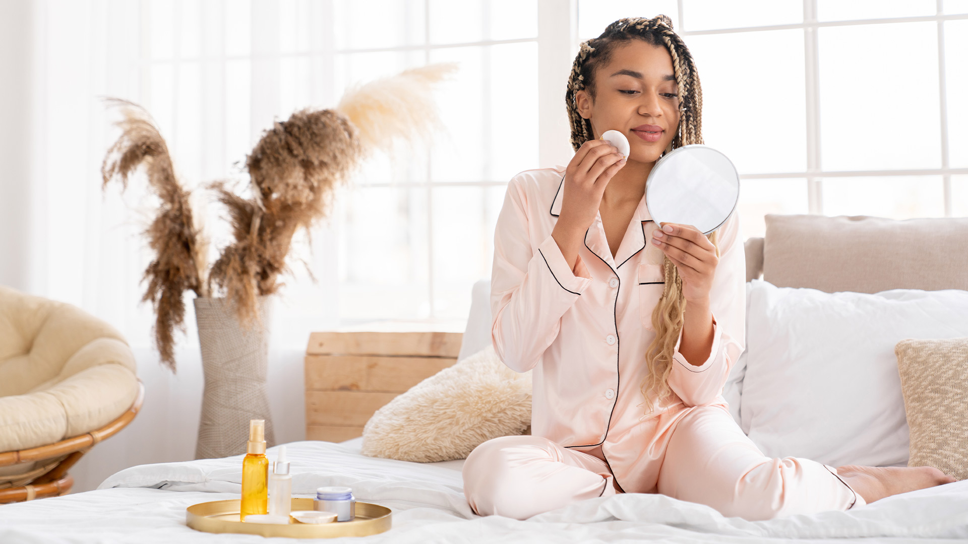 The Morning Routine That Keeps Your Skin Young