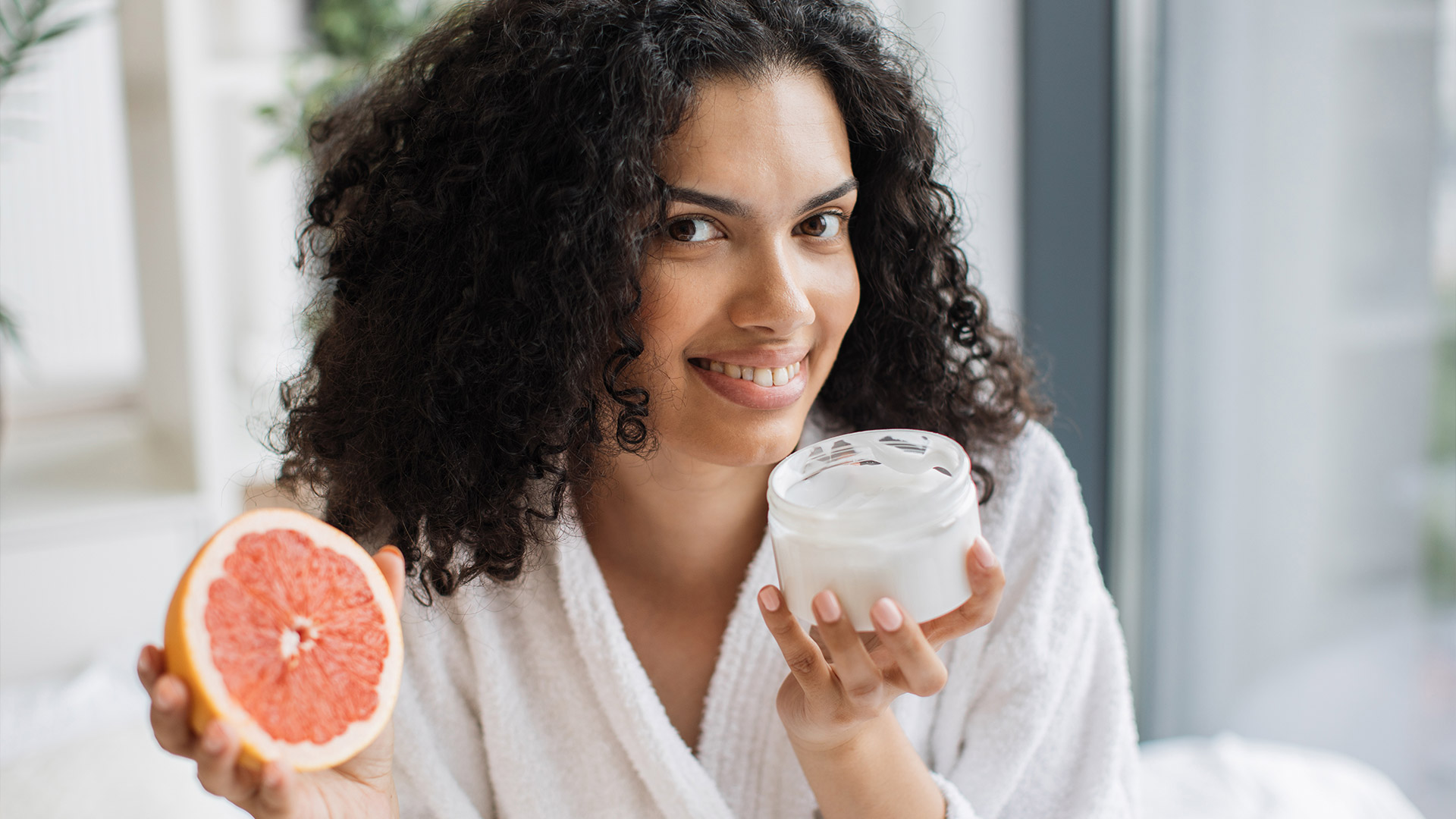 How Hydrating Foods Keep Your Skin Radiant
