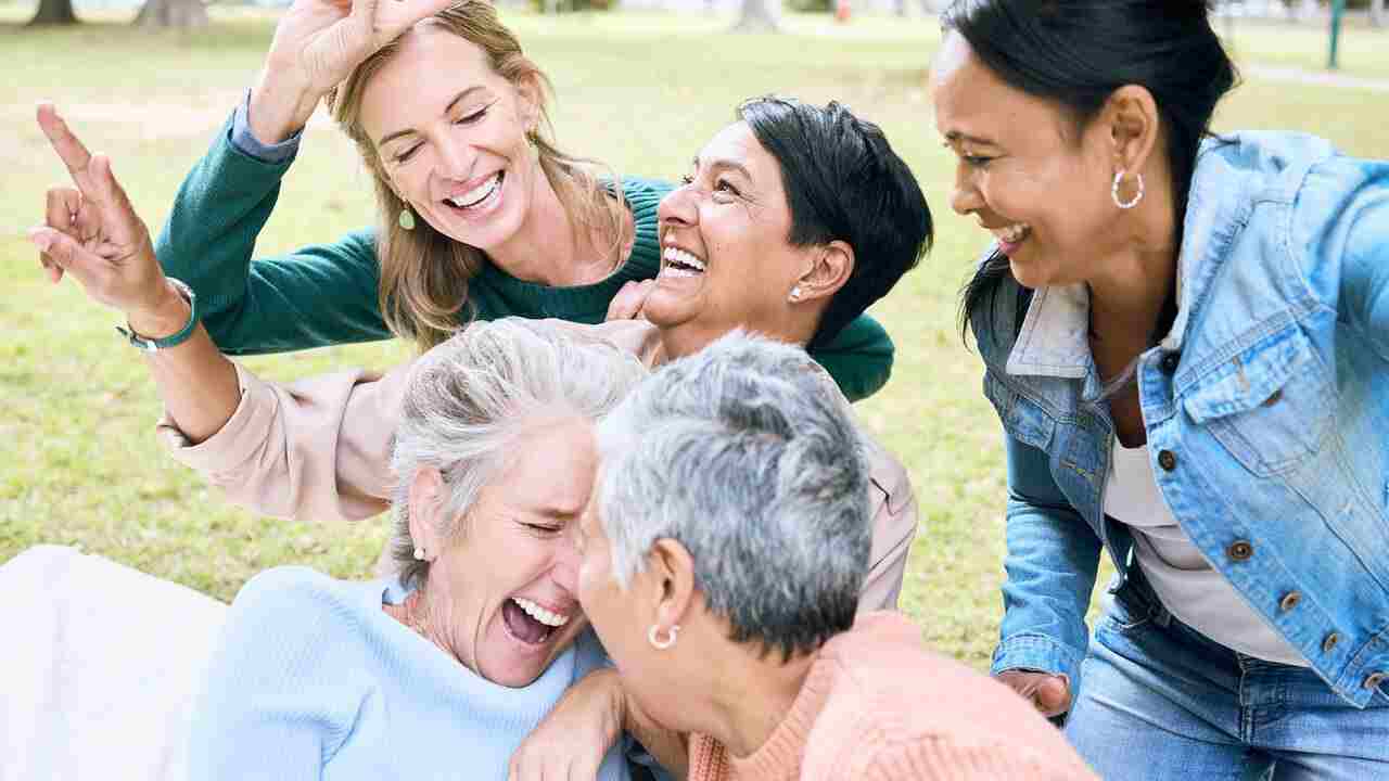 Why Close Friendships Can Help You Live Longer