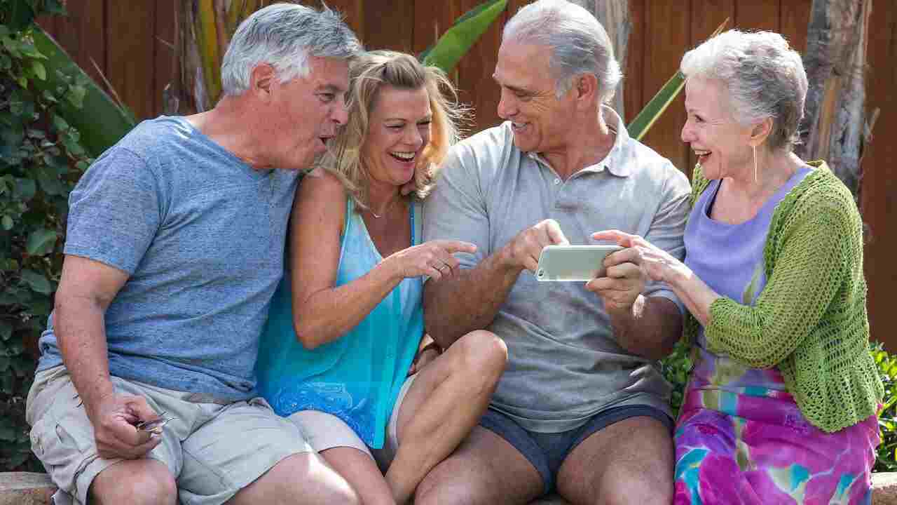 Daily Habits That Make Your Social Circle Stronger